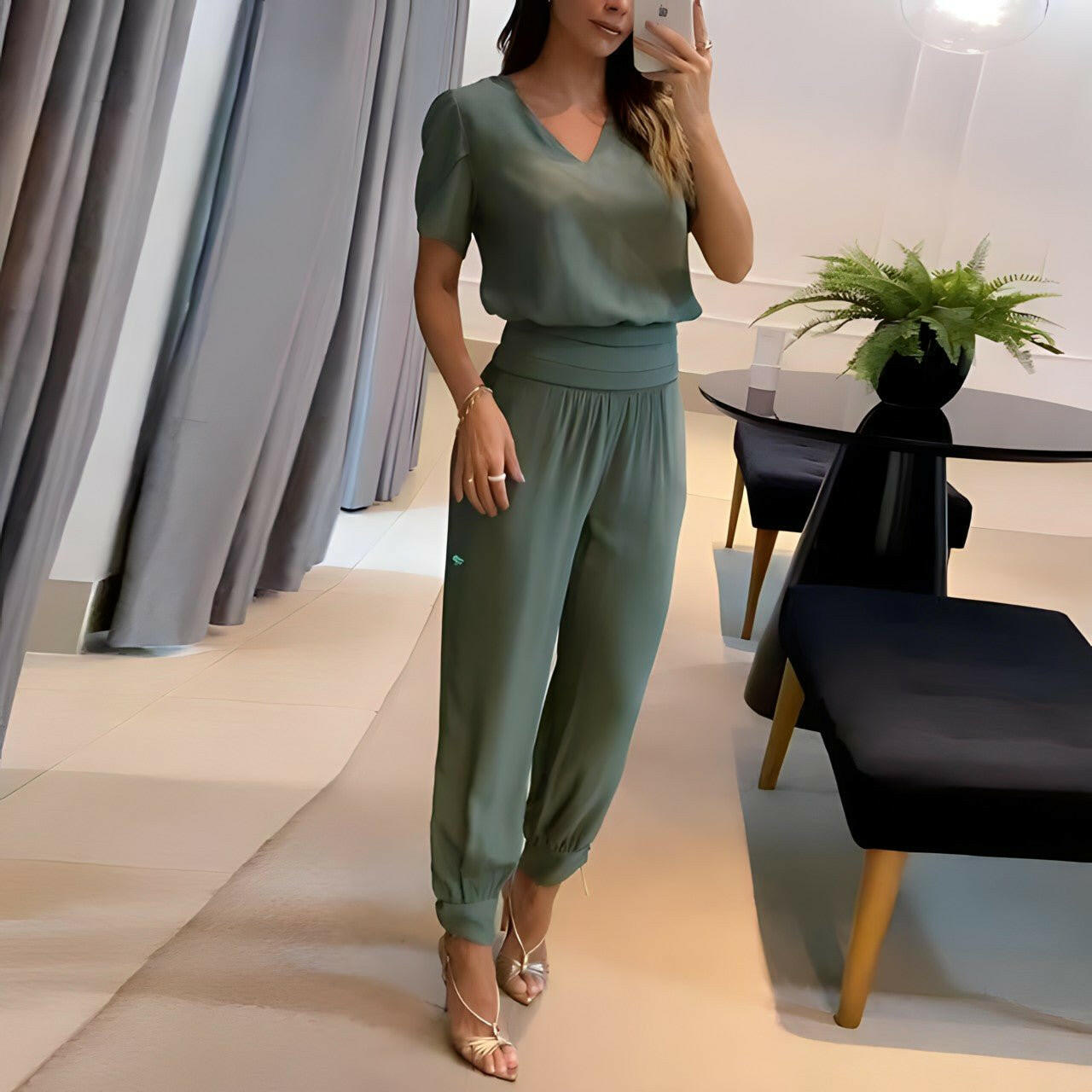 Alexandra™ | Trendy sæt med bluse og bukser