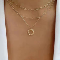 Retro guldfarvet lag-på-lag halskæde