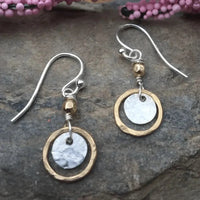 Antikke hoop-ringe i guld og sølv